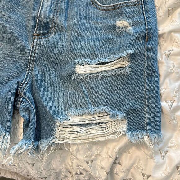 Cello high waist frayed Distressed Denim Cutoff Shorts sz medium - Picture 3 of 9